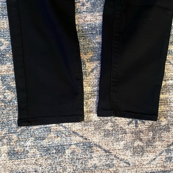 Just Black women's size 26 skinny ankle black jeans with faux sailor pockets - Picture 4 of 10